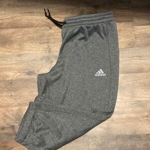 Adidas Women’s Gray Jogger Pants/ Capri Medium